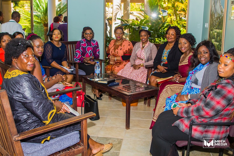 woman excel Zimbabwe